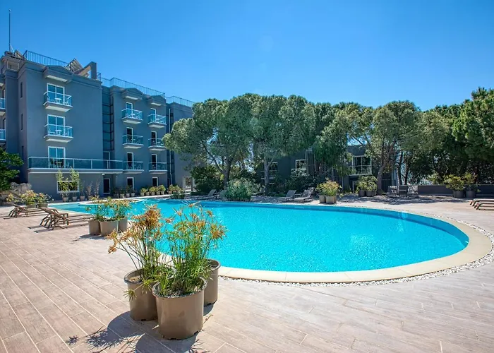 Aegean - Marina & Chios Island View * Чешме